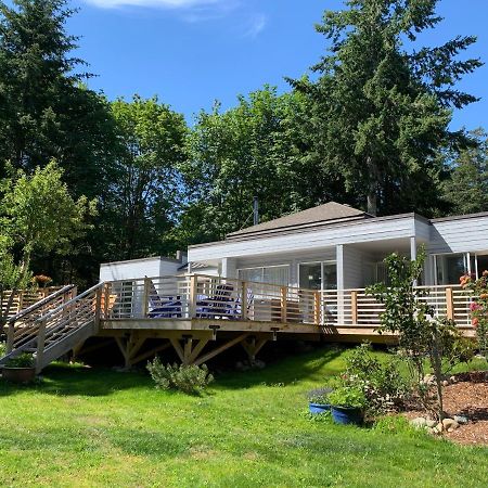 Forest By The Sea Rentals Merville Екстер'єр фото