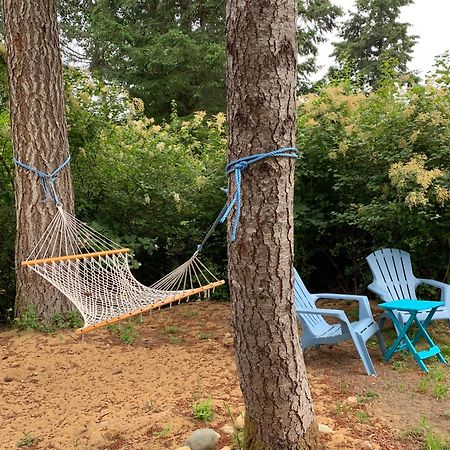 Forest By The Sea Rentals Merville Екстер'єр фото