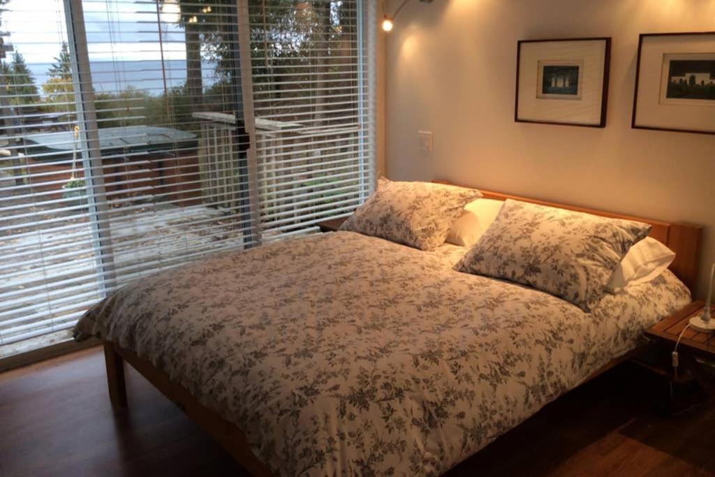 Forest By The Sea Rentals Merville Екстер'єр фото